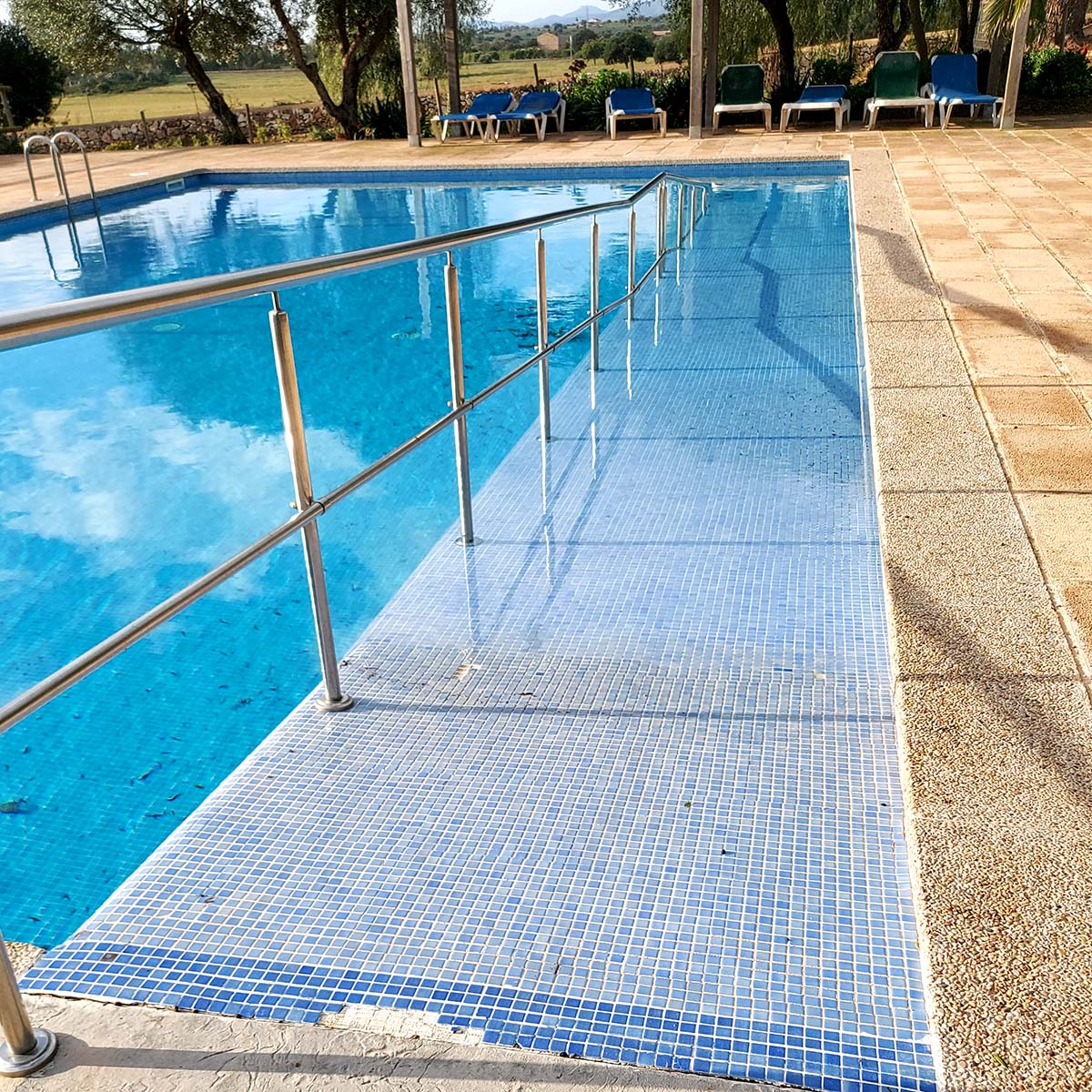 mallorca finca pool barrierefrei